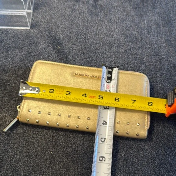 Badgley Mischka Vegan Leather Gold Studded Zippered Wallet (EUC) - Picture 17 of 17